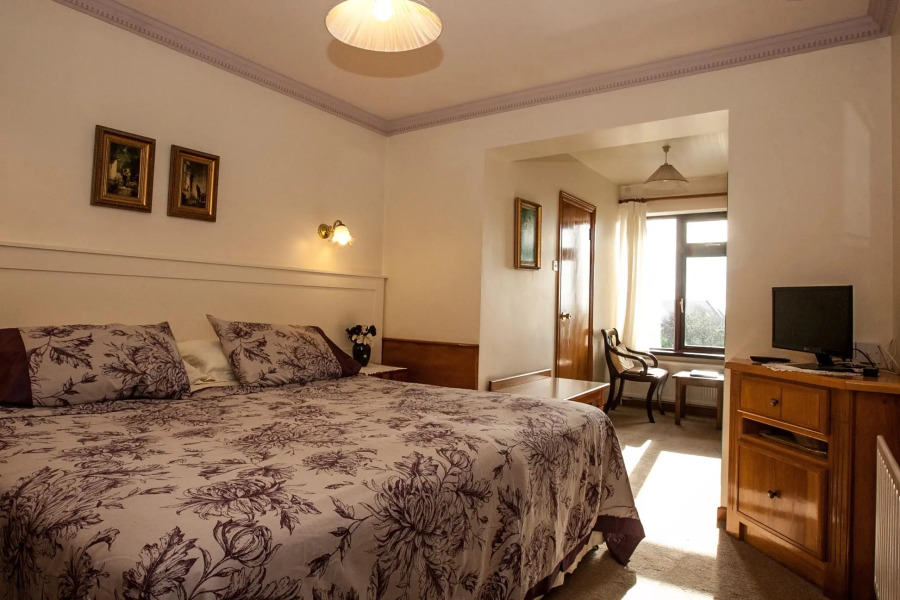 Ardmor Country House