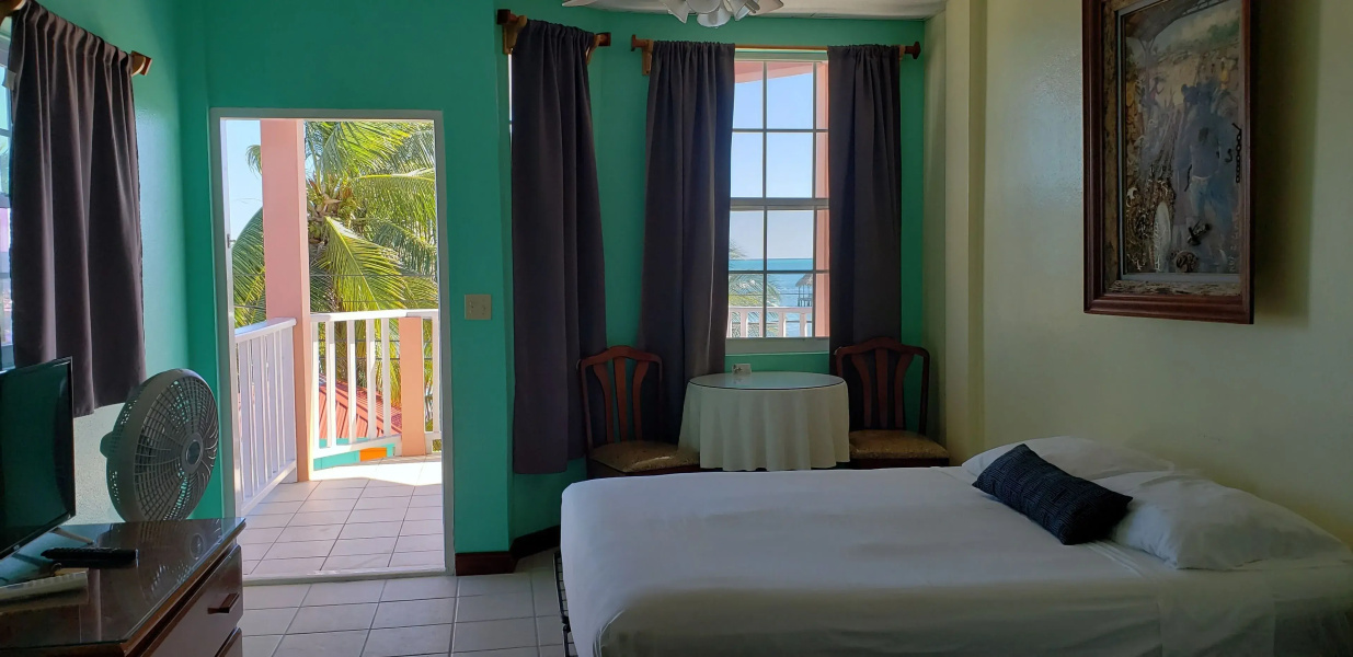 Alayna Ocean Views at The Club Caye Caulker