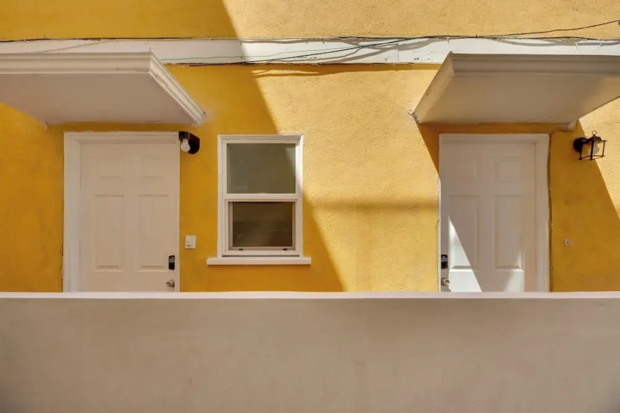 Sunny Manhattan Beach Apt w/ Vibrant Ocean Views