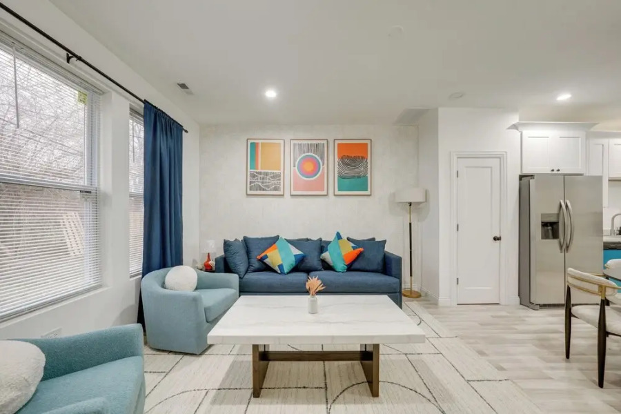 Townhome < 5 Mi to Naperville & Morton Arboretum