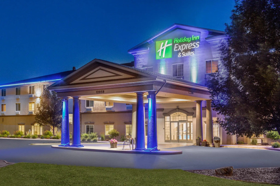Holiday Inn Express & Suites Eau Claire North by IHG