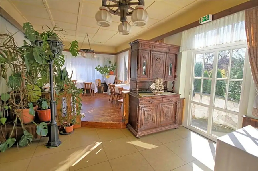 Lechstedter Obstweinschnke Land