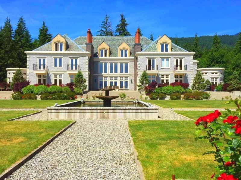 North American noble castle