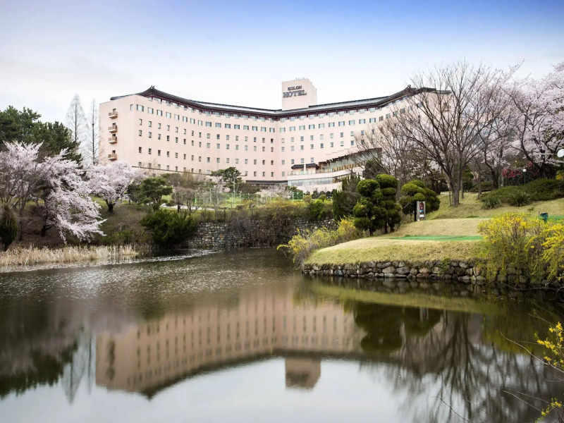 Kolon Hotel