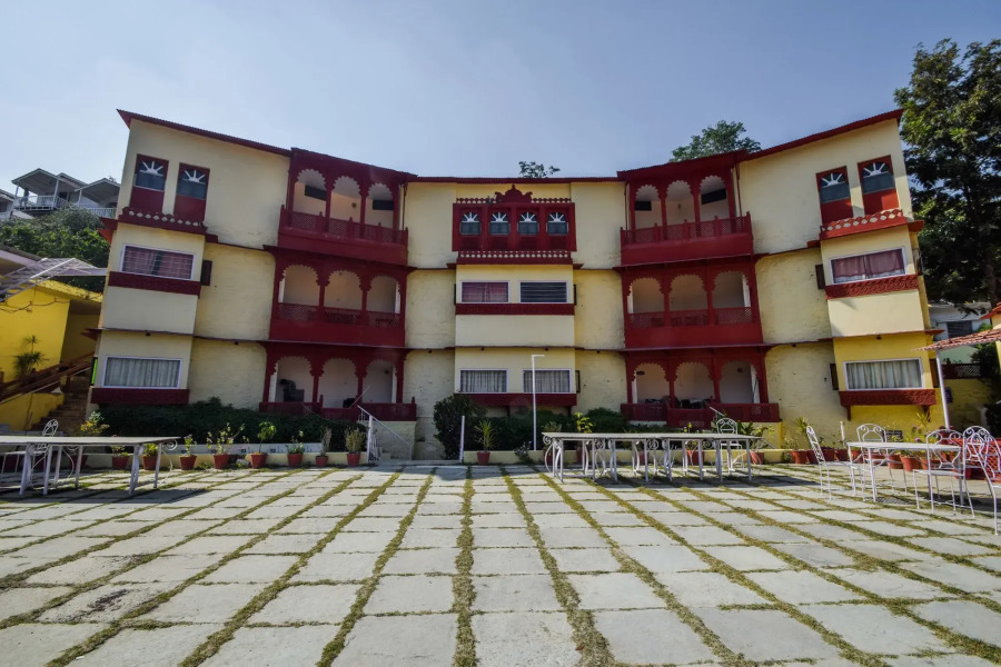 Capital O 23356 Hotel Kumbhal Castle