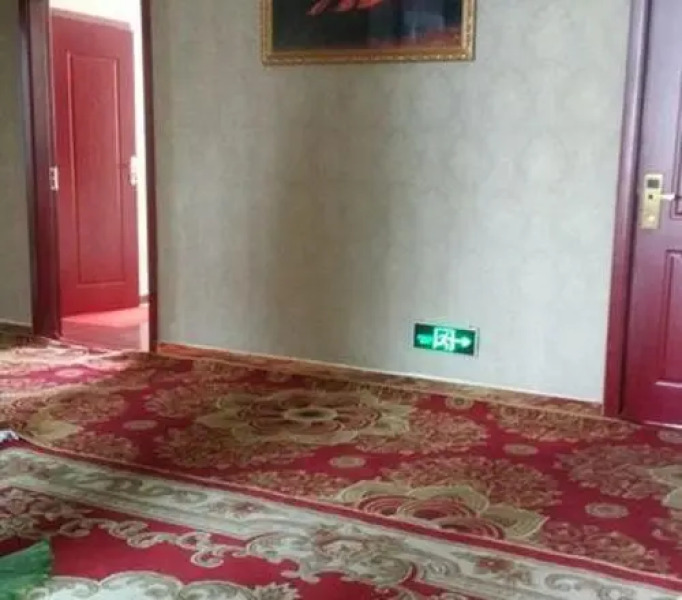 Qinghai Haibei Qilian Yinxiang Express Hotel