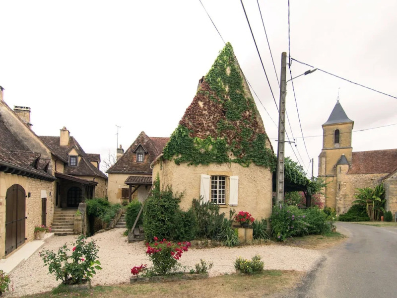 Holiday Home in the Lot With Beautiful Private Swimming Pool and Fantastic View