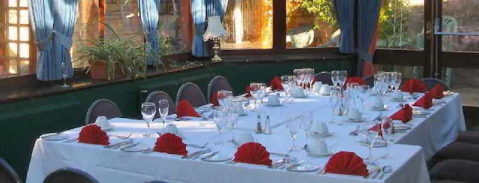 Abbotsford Arms Hotel