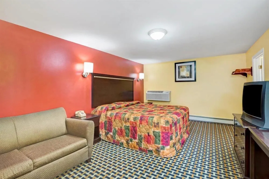 Knights Inn South Portland