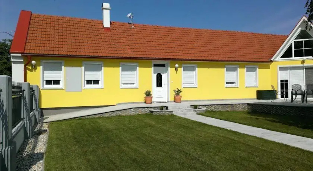 Holiday Home Albertkazmerpuszta