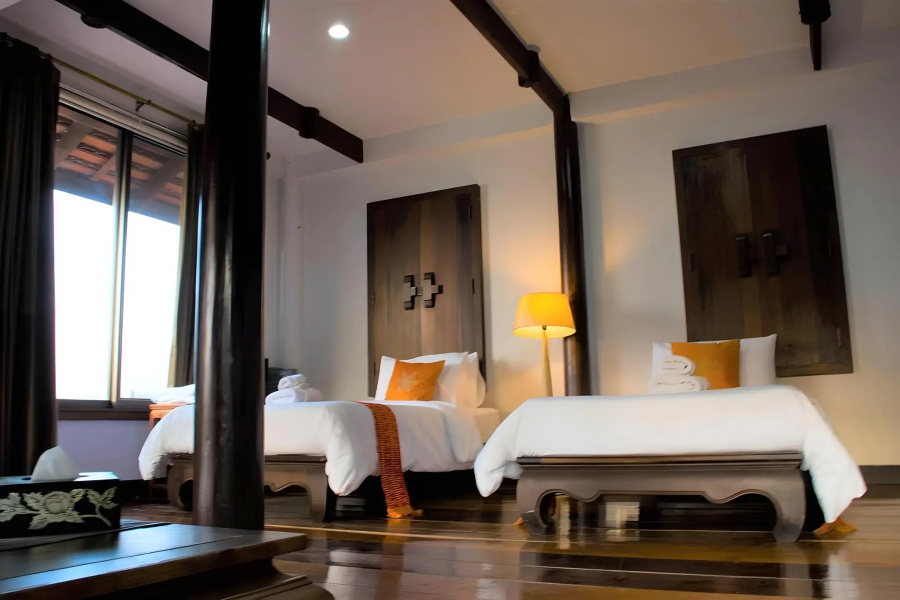 Ayutthaya Garden River Home