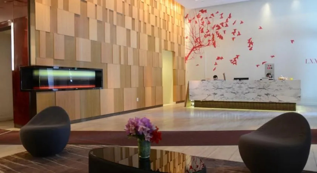 Luxury Studio Apartment