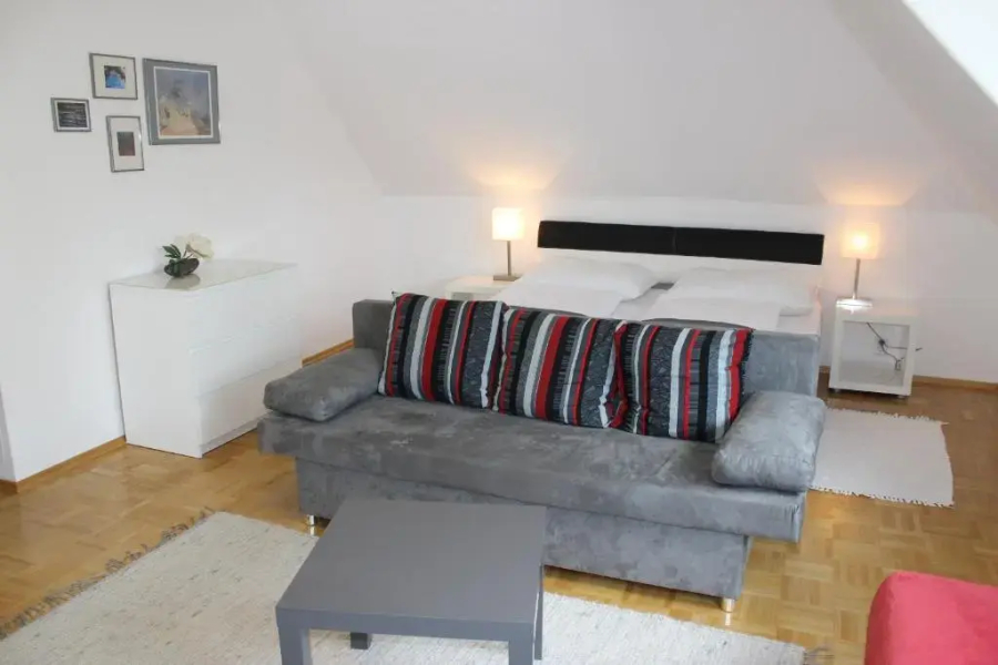 Ferienwohnung und Gästezimmer Korb