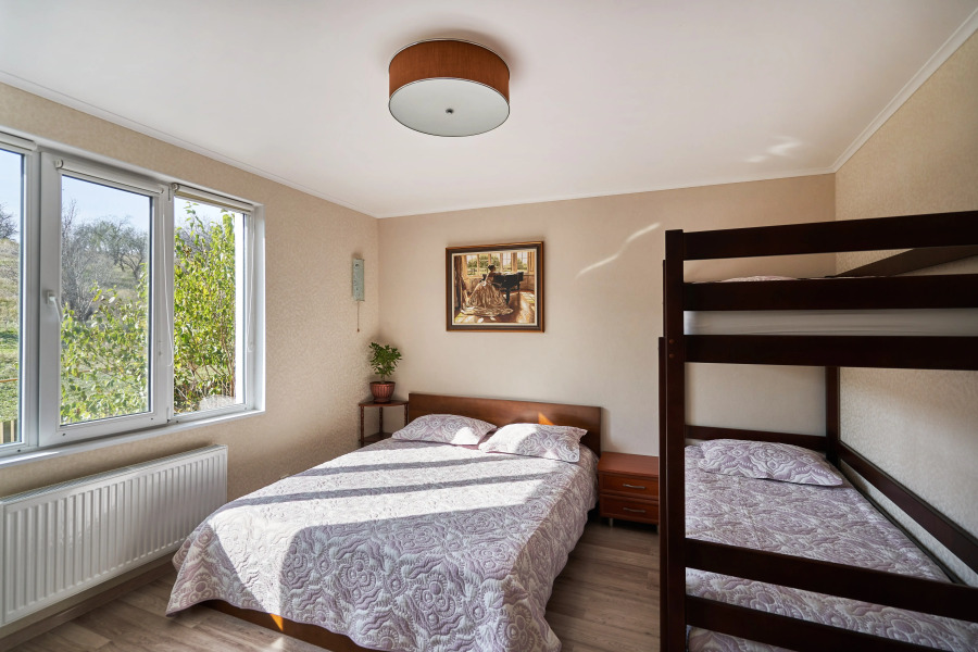 Можжевеловый дворик (Айвовое)