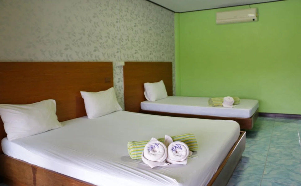 Cha-am Fishing Inn and Resort