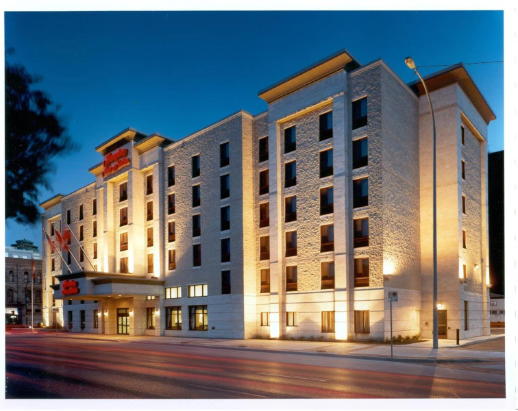 Humphry Inn & Suites