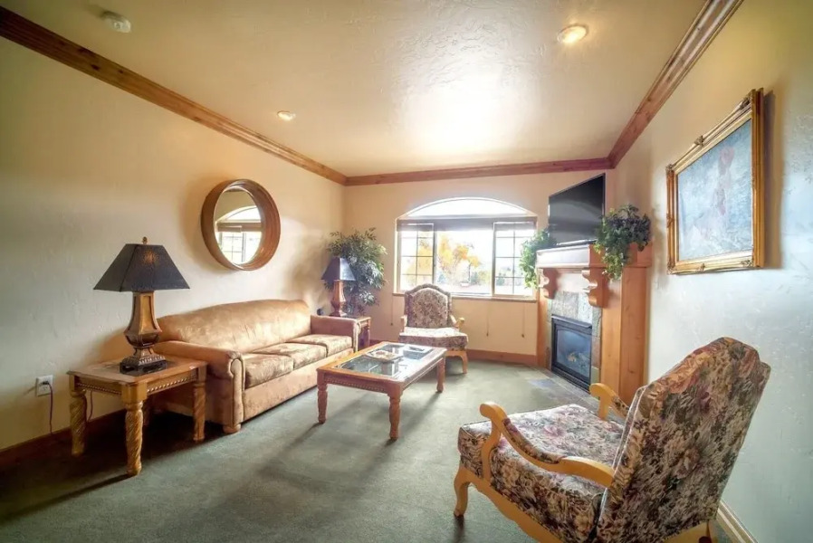 Villa 2059 2 Bed 2 Bath Full Kitchen 2 Bedroom Villa