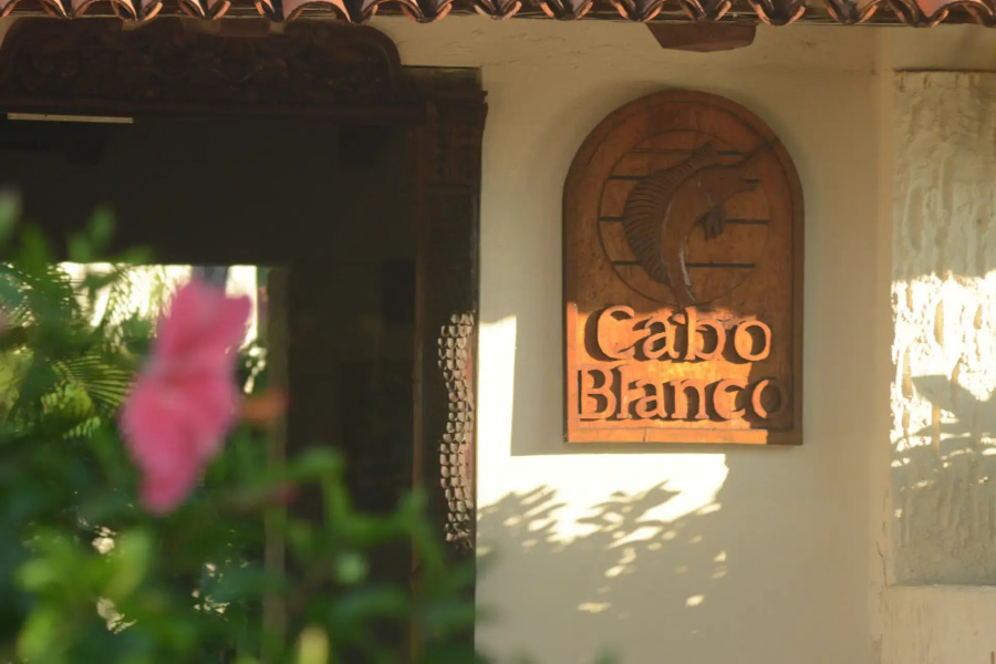 Cabo Blanco Hotel & Marina