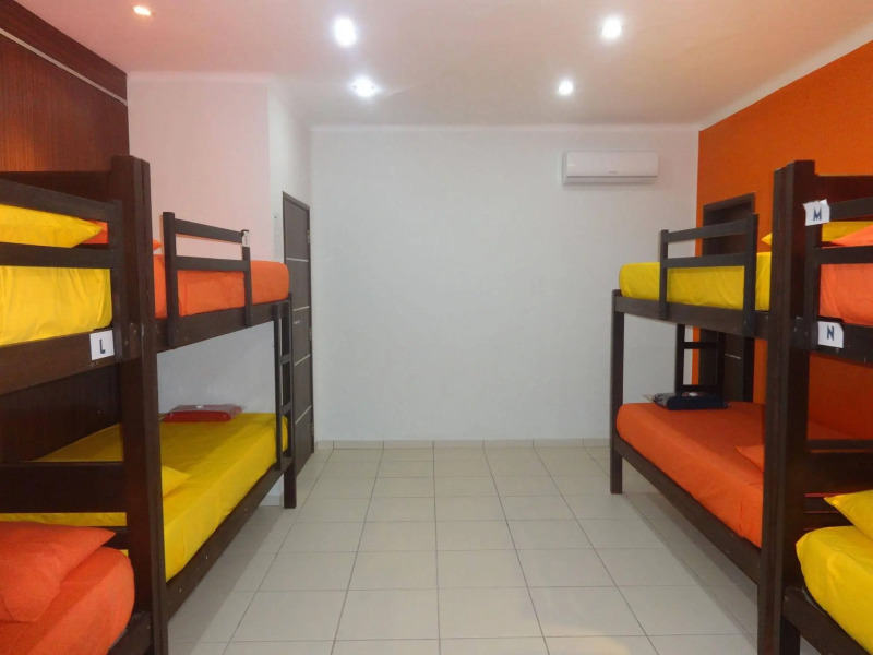 Santa Cruz Backpacker Hostel