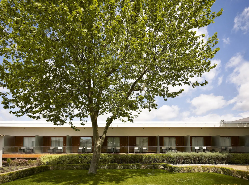 Convento do Espinheiro, Historic Hotel & Spa