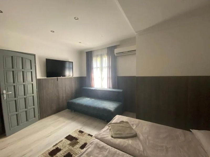 Holiday Apartmanház