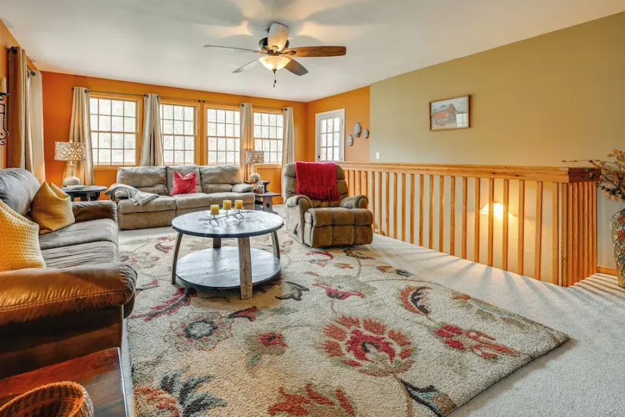 Mtn-view Home w/ Deck, Fire Pit & BBQ in Almond