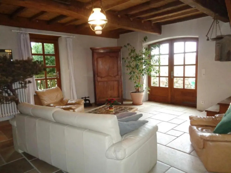 Gîte Essertines-en-Donzy, 5 pièces, 10 personnes - FR-1-496-200