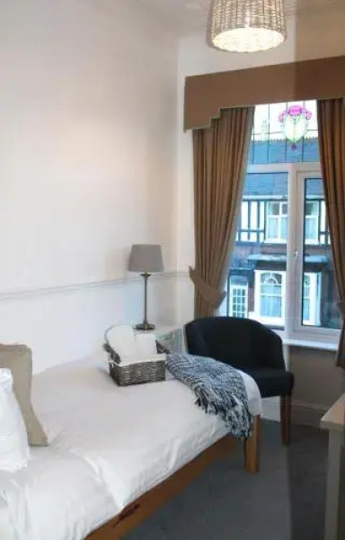 Cloves Bed&Breakfast