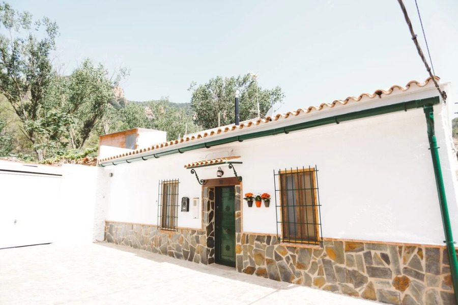 Casa Rural Els Orgues de Benitandús