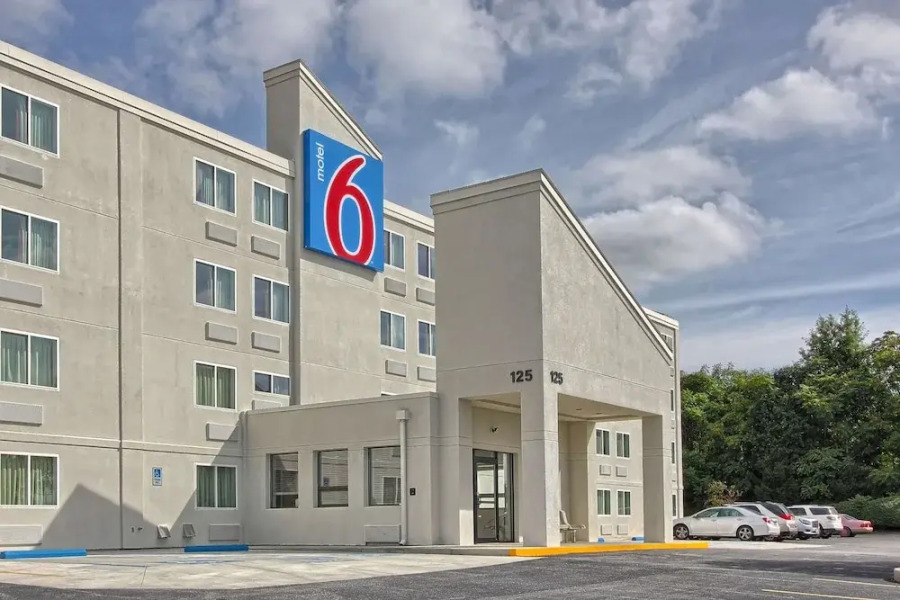 Motel 6 York North