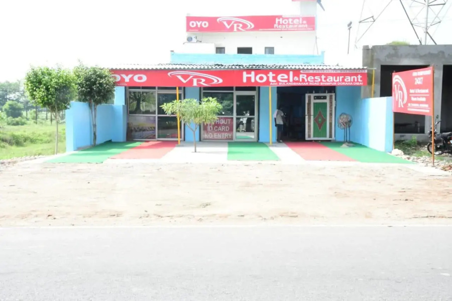 OYO 82799 Vr Hotels & Restaurants
