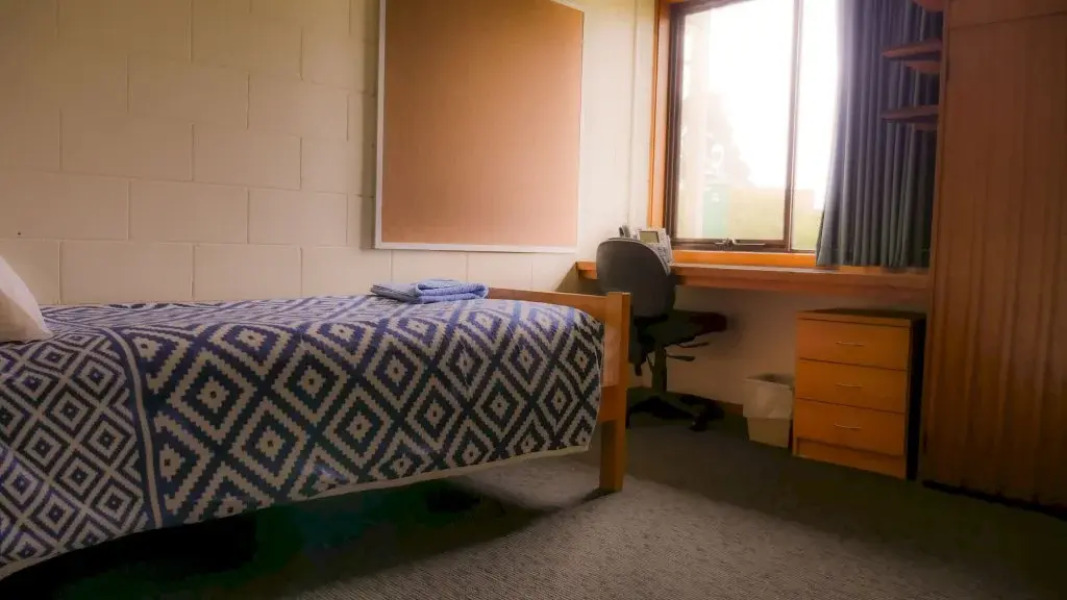 Deakin Warrnambool Units