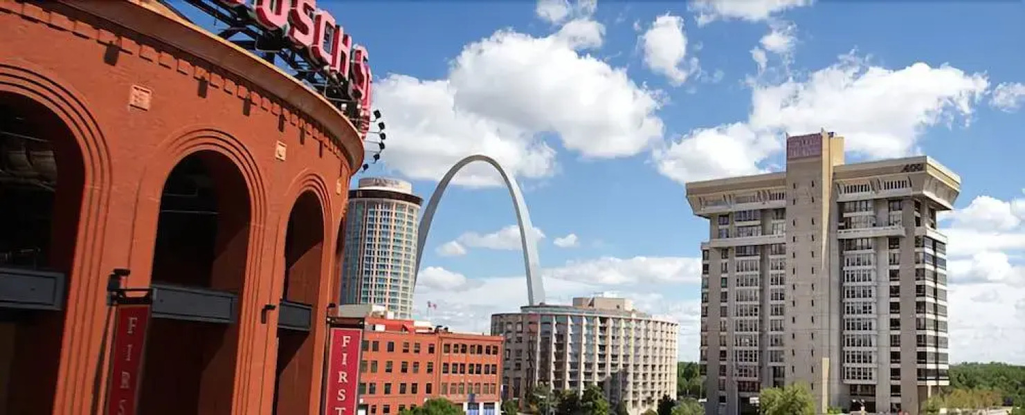 Pointe 400 by ExecuStay