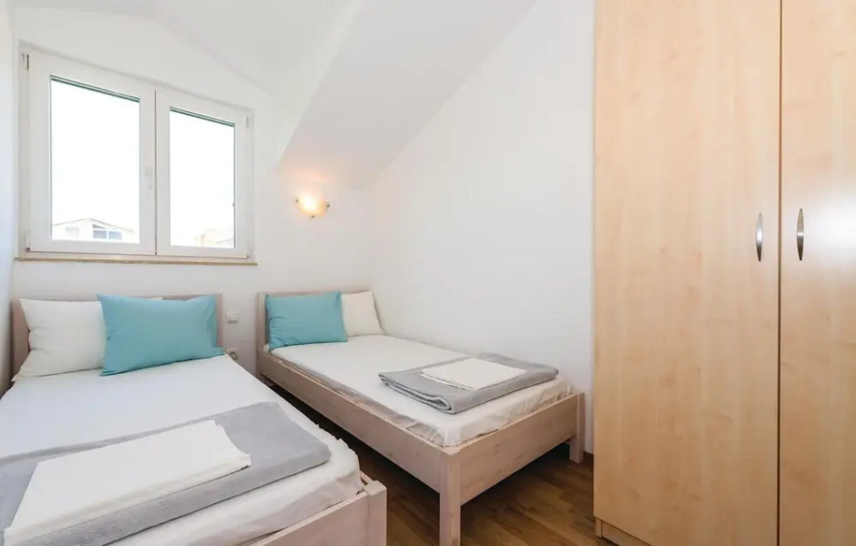 Amazing Home in Vodice With Wifi, 3 Bedrooms and Sauna