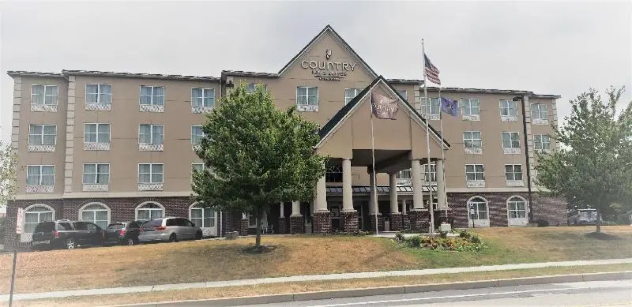 Country Inn & Suites Harrisburg@ Union Deposit Rd.
