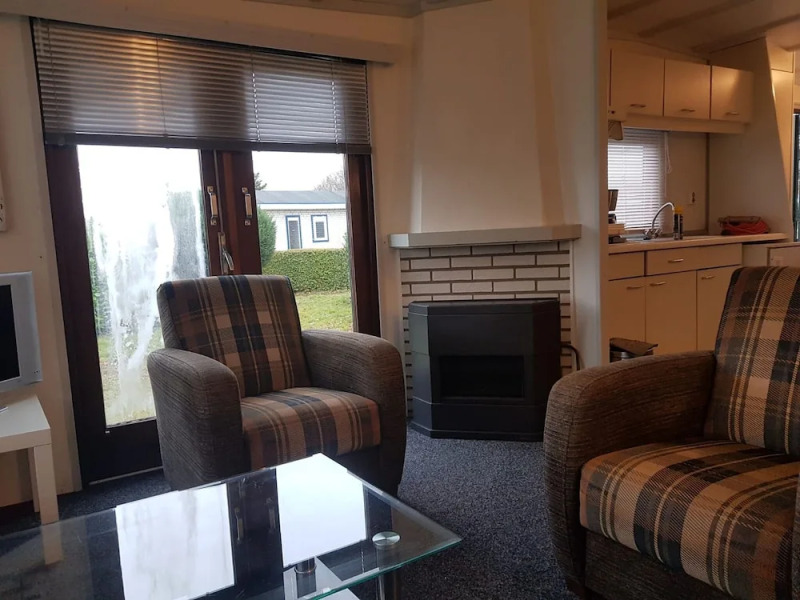 Cosy Chalet in Schoonloo with Garden