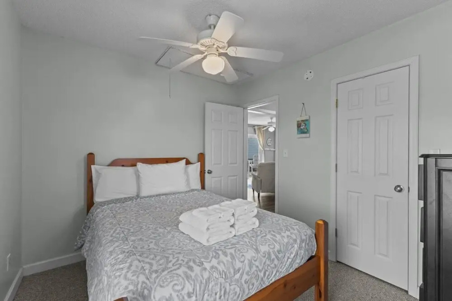 Coastal Tide 3 Bedroom Home by RedAwning