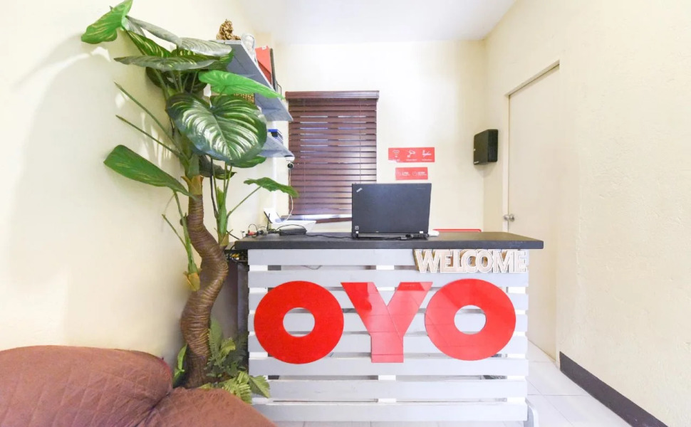 OYO 112 Majesty Suites