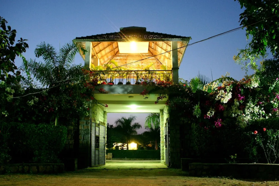 Village Machaan Resort