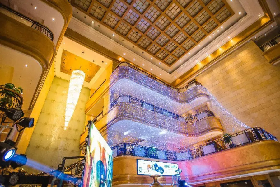 Crowne Plaza Hotel Qingdao by IHG