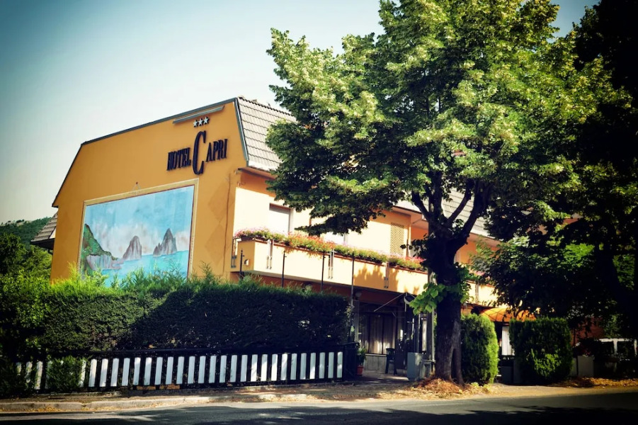 Hotel Capri