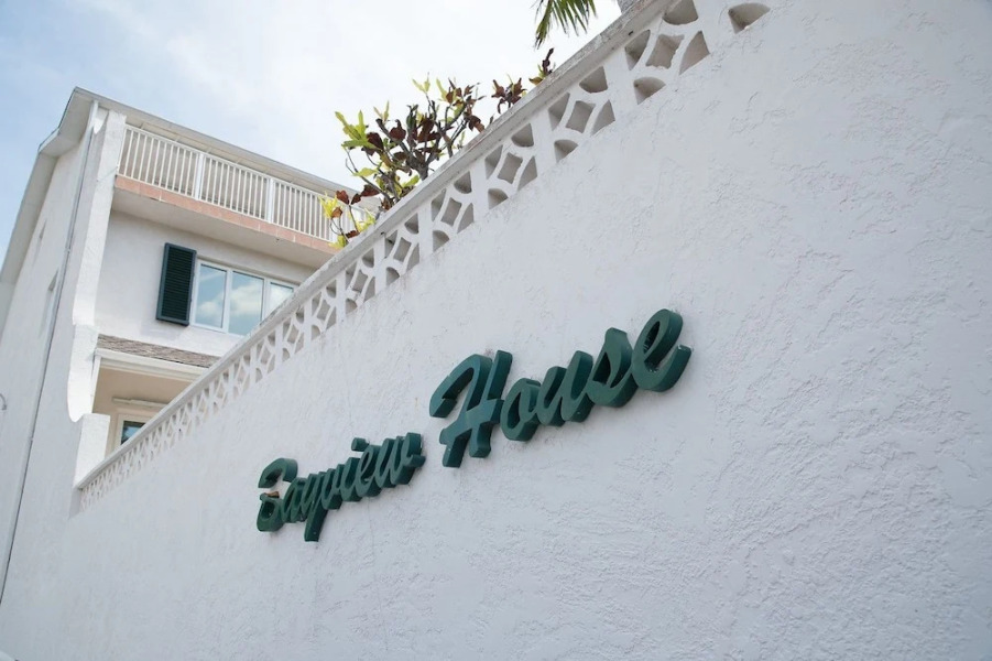 Bayview House Paradise Island