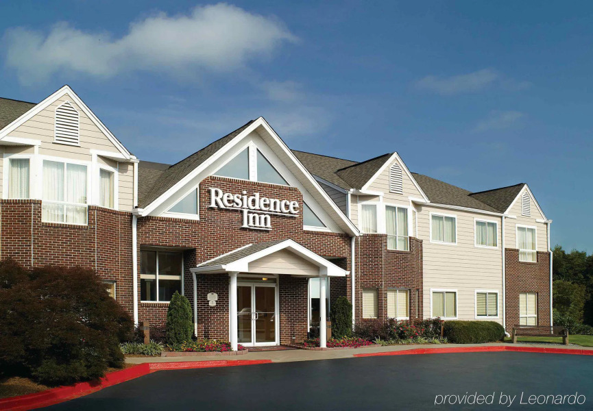 Residence Inn by Marriott Atlanta Airport North/Virginia Ave