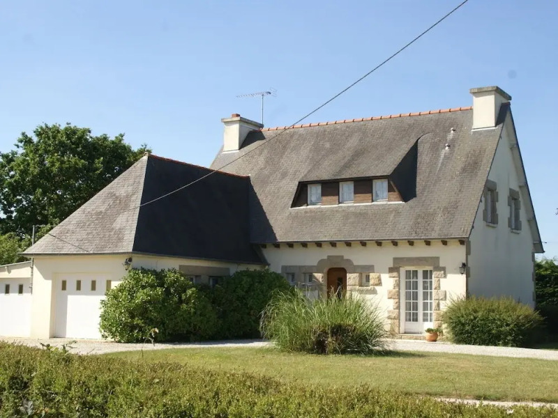 Blissful Holiday Home in Hénansal With Garden