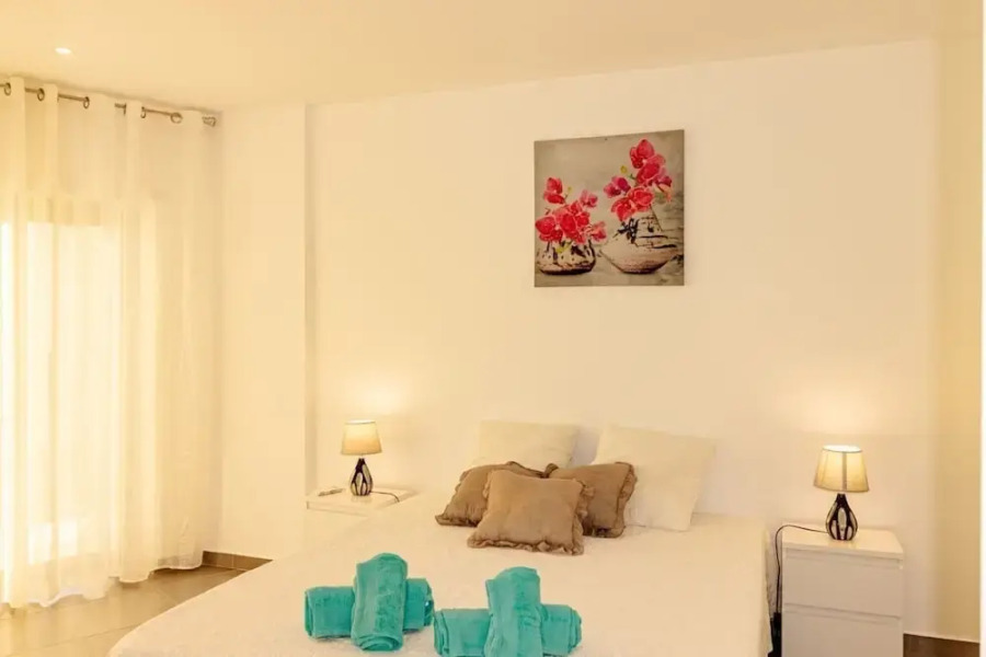 Inviting 2-bed Apartment in Armação de Pêra