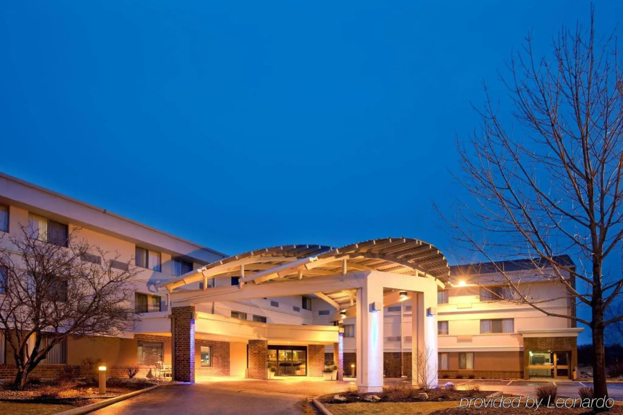 Holiday Inn Express Milwaukee-West Medical Center by IHG