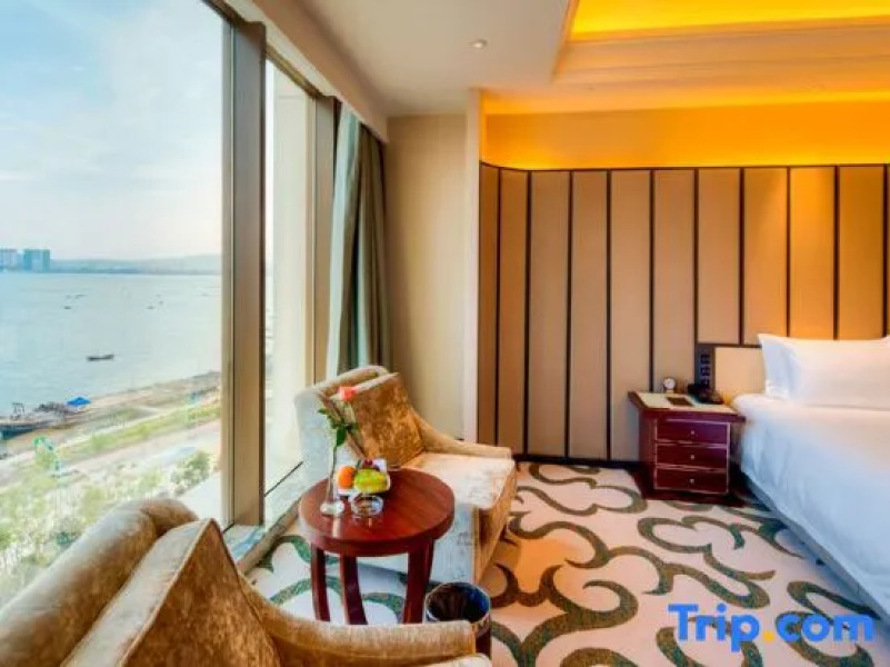 Royal Seaside Hotel and Hot Springs Xiamen