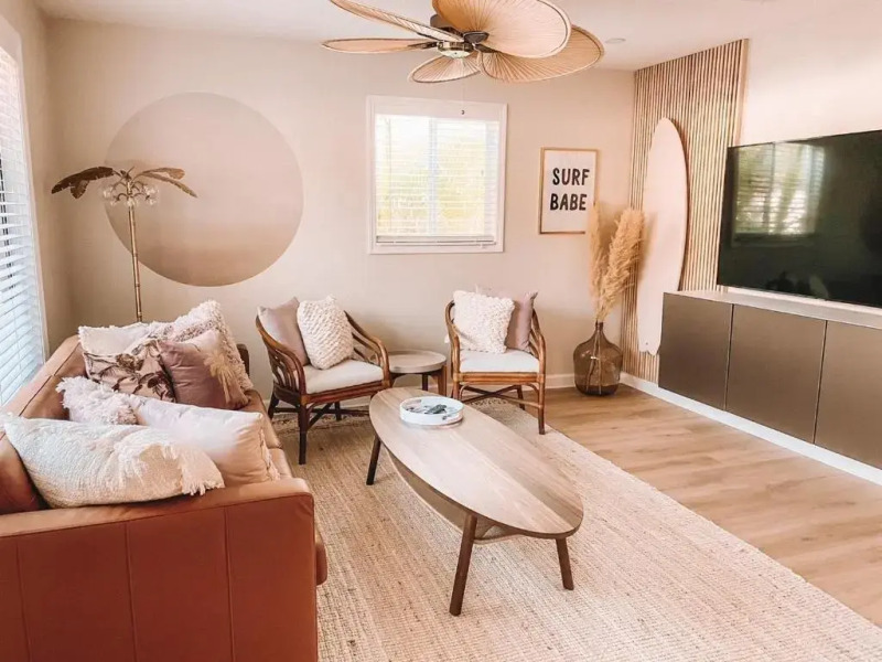 Luxury Villa 3 Blocks from the Beach with Hot Tub a Fire Pit and Outdoor Oasis