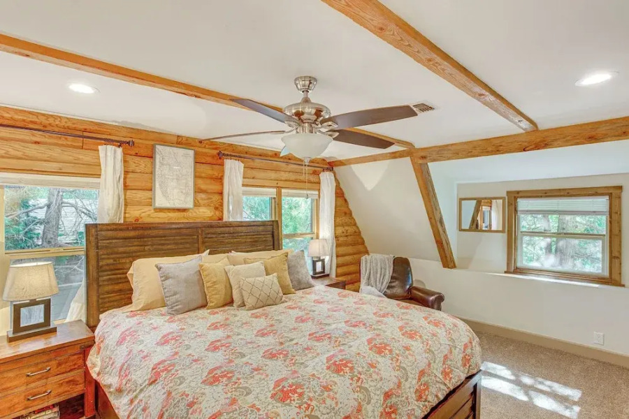 Cabin ~ 1 Mi to Lake Gregory & Hiking!