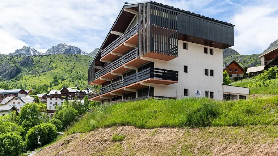 Apartment in Saint-sorlin Near Ski Resort